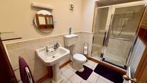 Photo 25- click for photo gallery